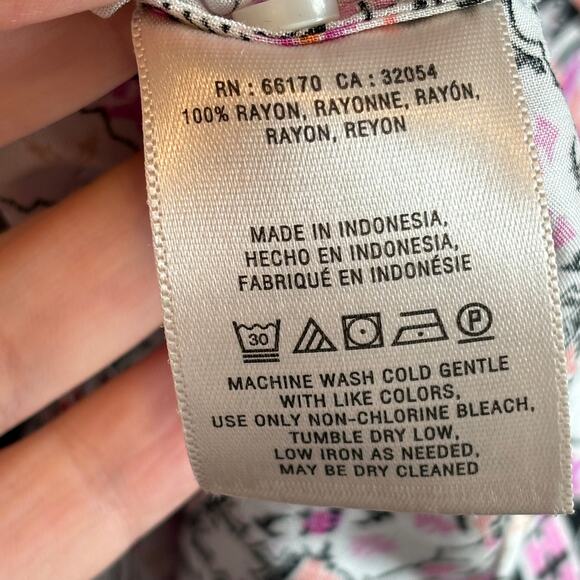 Anthro Maeve Islet Pink Printed Button Down Shirt - size Small - Picture 6 of 6